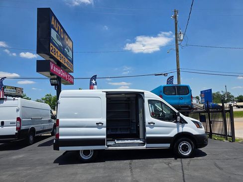 Used 2023 Ford Transit 250 Medium Roof RWD image 5