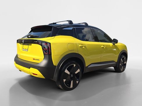 New 2026 Nissan Kicks SR w/ SR Premium Package image 5