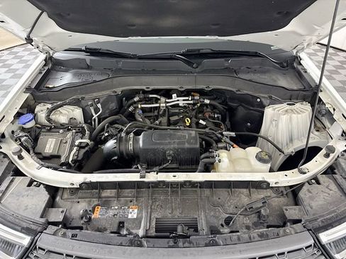 Used 2023 Ford Explorer XLT w/ Equipment Group 202A image 30