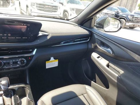 New 2026 Buick Envista Sport Touring w/ Convenience I Package FWD image 14