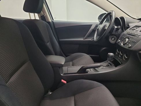 Used 2013 MAZDA MAZDA3 i Sport image 21