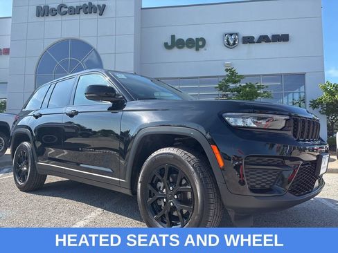 Used 2025 Jeep Grand Cherokee Altitude AWD/4WD image 1