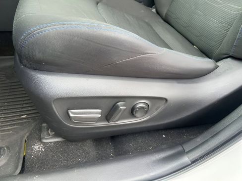 Used 2023 Toyota RAV4 SE image 21