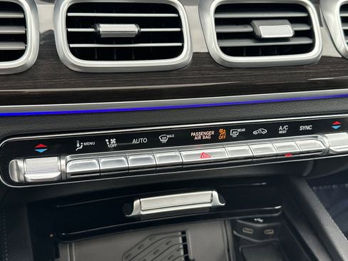 Certified 2024 Mercedes-Benz GLS 450 4MATIC image 22
