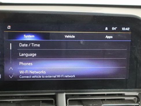 Used 2025 Chevrolet Trax LT w/ LT Convenience Package image 30