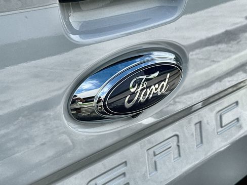 Used 2023 Ford Maverick XLT image 16