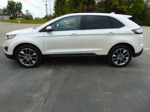 Used 2015 Ford Edge Titanium w/ Equipment Group 301A AWD/4WD image 5