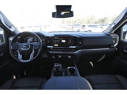 Used 2023 GMC Sierra 1500 SLT AWD/4WD image 12