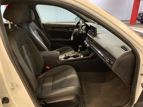 Used 2022 Honda Civic Sport image 14