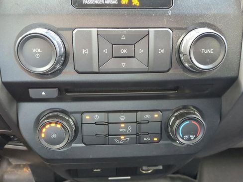 Used 2018 Ford F150 XLT w/ Trailer Tow Package AWD/4WD image 16