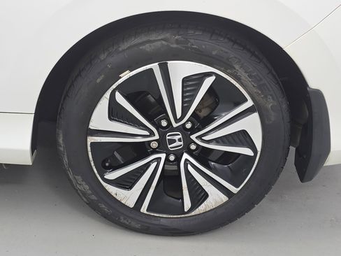 Used 2017 Honda Civic EX-T image 33