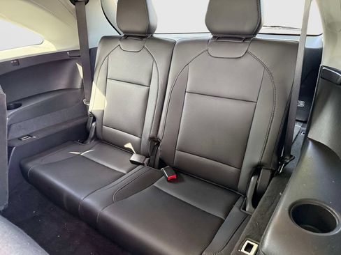 Used 2020 Acura MDX FWD image 10