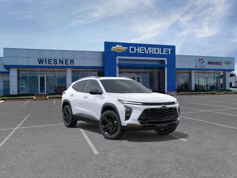 New 2026 Chevrolet Trax ACTIV image 1