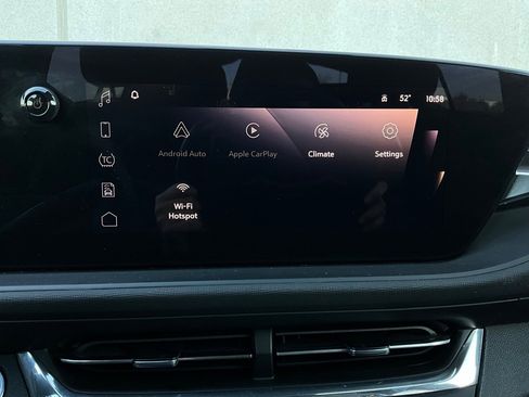 Used 2025 Buick Envista Preferred image 28