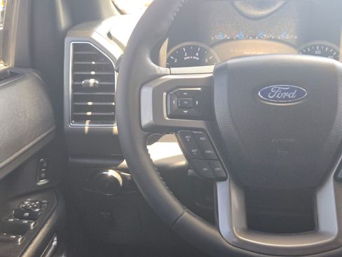 Used 2021 Ford Expedition Max XLT RWD image 19
