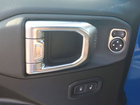 New 2025 Jeep Wrangler Sport S image 20