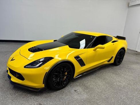 Used 2016 Chevrolet Corvette Z06 w/ 3LZ Preferred Equipment Group image 31
