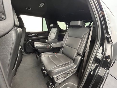 Used 2025 GMC Yukon Denali AWD/4WD image 45
