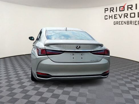 Used 2025 Lexus ES 300h w/ Premium Package FWD image 7
