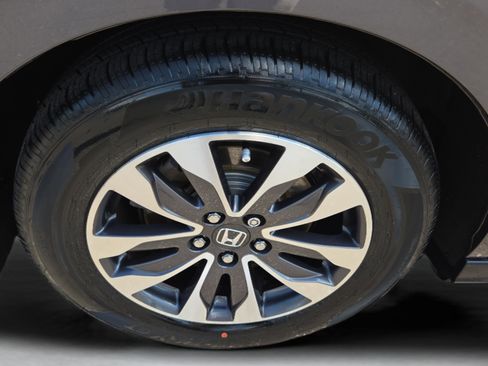 Certified 2023 Honda Odyssey EX-L image 20