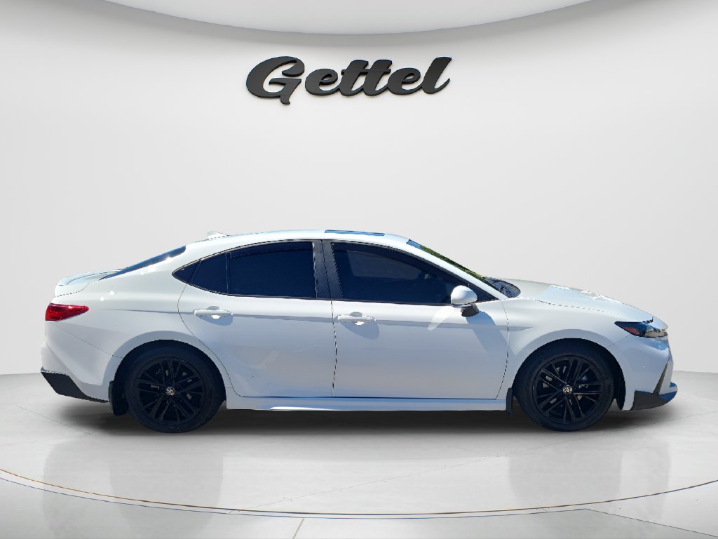 Used 2025 Toyota Camry SE w/ Multimedia Upgrade Package FWD image 4