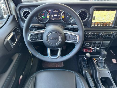New 2023 Jeep Wrangler Unlimited Rubicon 4xe w/ Cold Weather Group AWD/4WD image 14