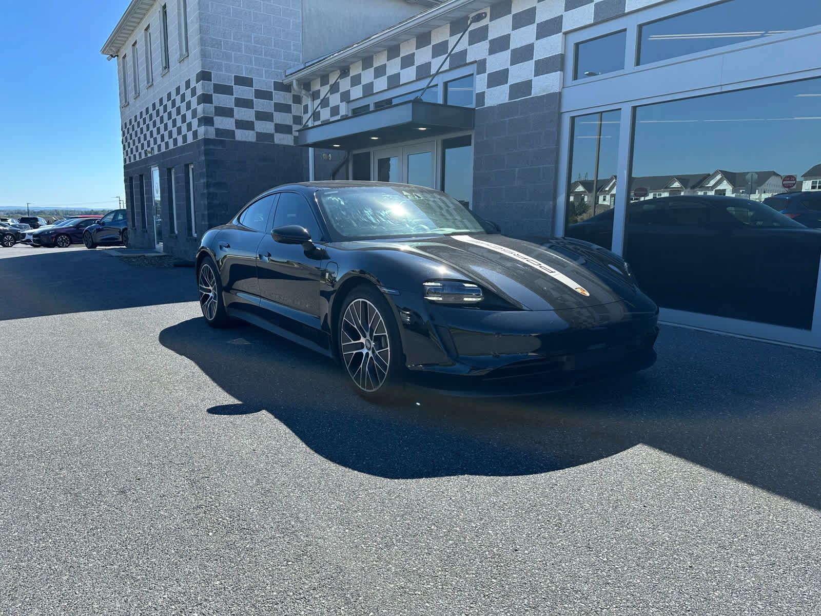 Used 2021 Porsche Taycan RWD image 1