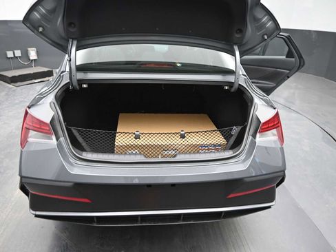 New 2026 Hyundai Elantra SEL Sport FWD image 14