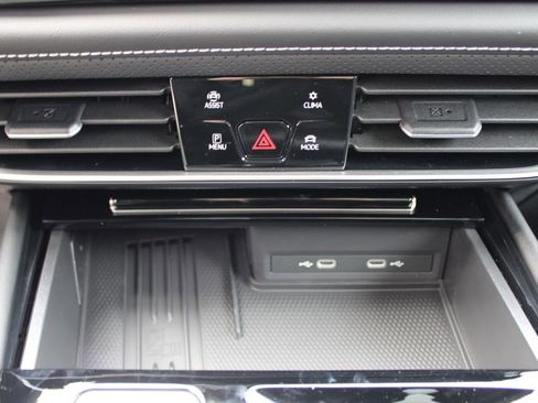 New 2026 Volkswagen Atlas Cross Sport SEL R-Line AWD/4WD image 16