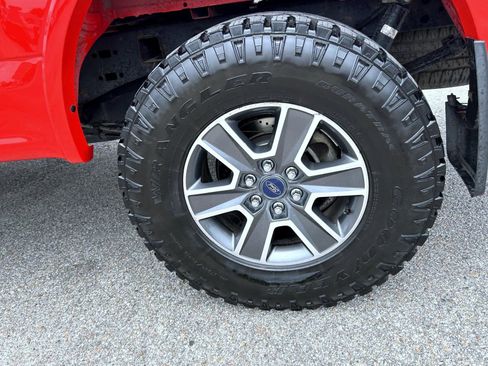 Used 2017 Ford F150 XLT w/ Equipment Group 302A Luxury AWD/4WD image 22