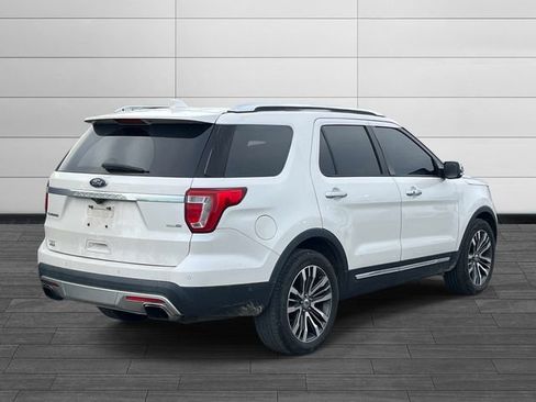 Used 2016 Ford Explorer Platinum AWD/4WD image 3