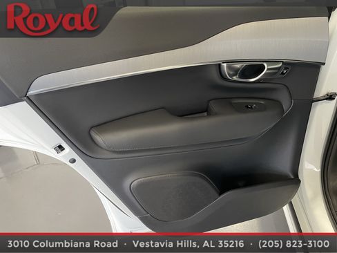 Certified 2025 Volvo XC90 B5 Core AWD/4WD image 12