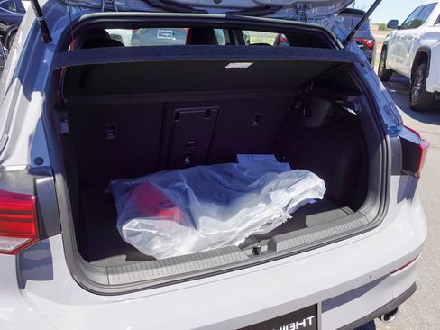 New 2026 Volkswagen GTI SE FWD image 25