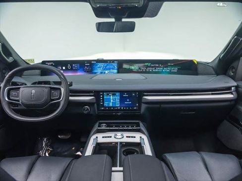 New 2026 Lincoln Navigator Reserve w/ Jet Appearance Package AWD/4WD image 19