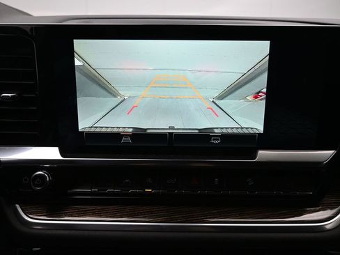 Used 2022 GMC Sierra 1500 Elevation image 4