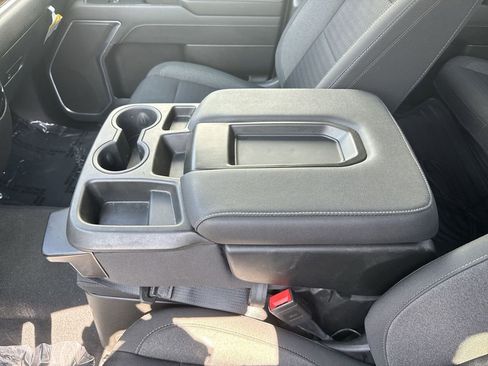 Used 2023 GMC Sierra 1500 Elevation image 23