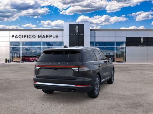 New 2026 Lincoln Aviator AWD image 8