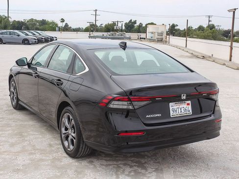 Certified 2023 Honda Accord EX image 4