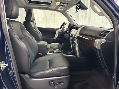 Used 2022 Toyota 4Runner Limited AWD/4WD image 56
