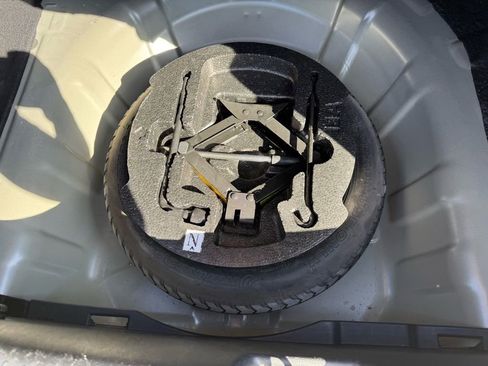 Used 2010 Kia Forte EX image 25