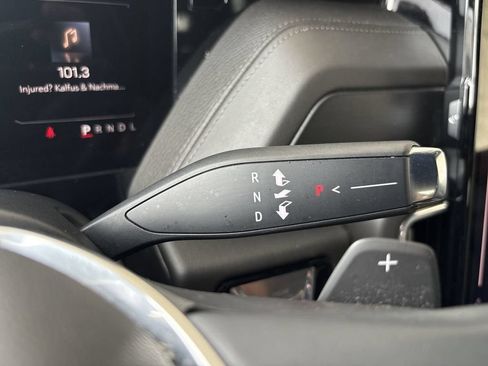 Certified 2025 GMC Yukon Denali AWD/4WD image 15