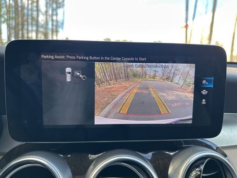 Used 2021 Mercedes-Benz GLC 300 image 43