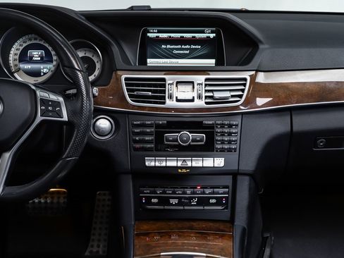 Used 2015 Mercedes-Benz E 350 4MATIC Sedan image 15