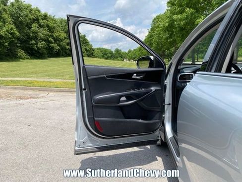Used 2020 Kia Sorento LX FWD image 13