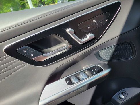 New 2025 Mercedes-Benz GLC 300 GLC 300 image 11