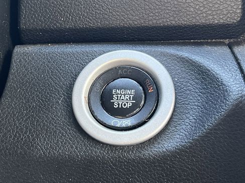 Used 2017 RAM 2500 Longhorn w/ Convenience Group image 16