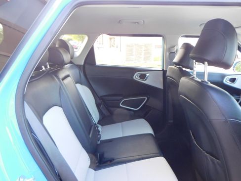 Used 2024 Kia Soul GT-Line image 17