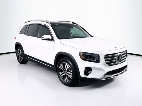New 2026 Mercedes-Benz GLB 250 image 3