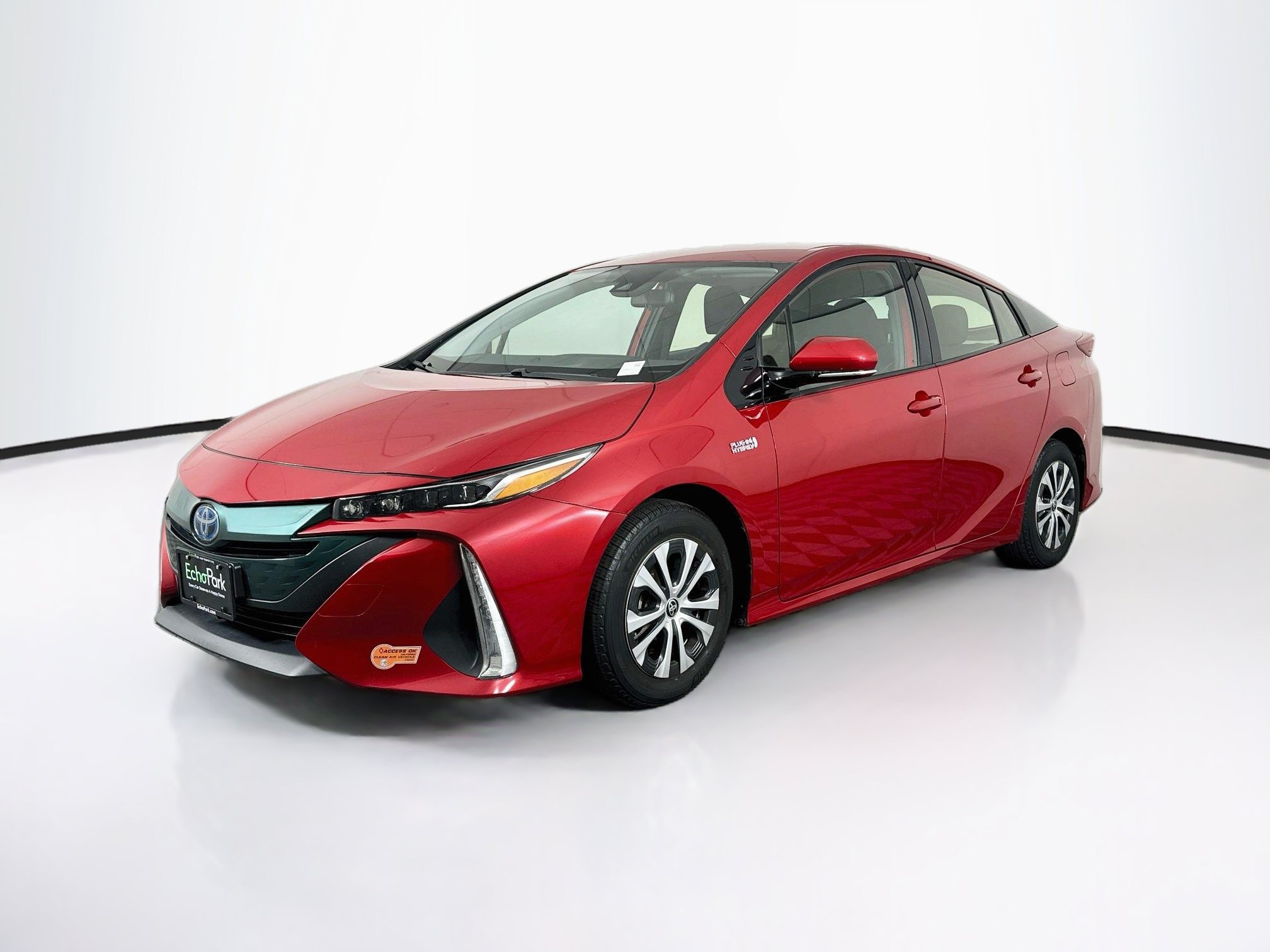 Used 2020 Toyota Prius Prime LE w/ Carpet Mat Package FWD image 3