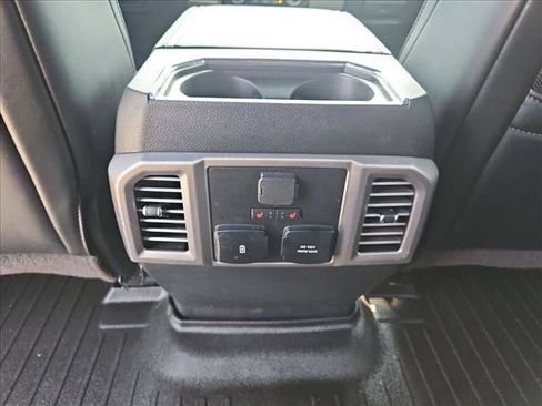 Used 2019 Ford F250 Platinum w/ Platinum Ultimate Package AWD/4WD image 17